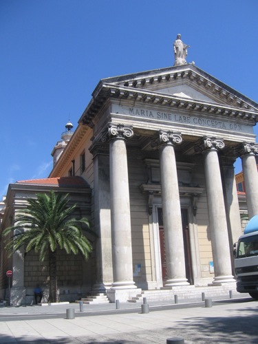Tempelbau in Nizza