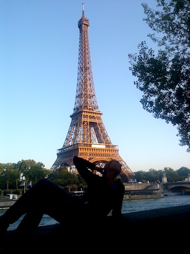 Eiffelturm mit der Seine