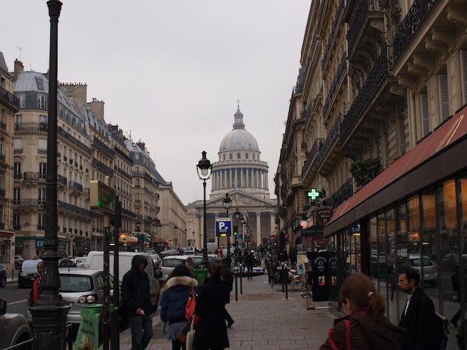 Das Pantheon im Nebel